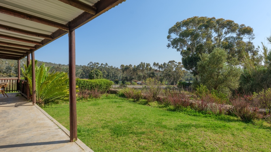 2 Bedroom Property for Sale in Napier Western Cape